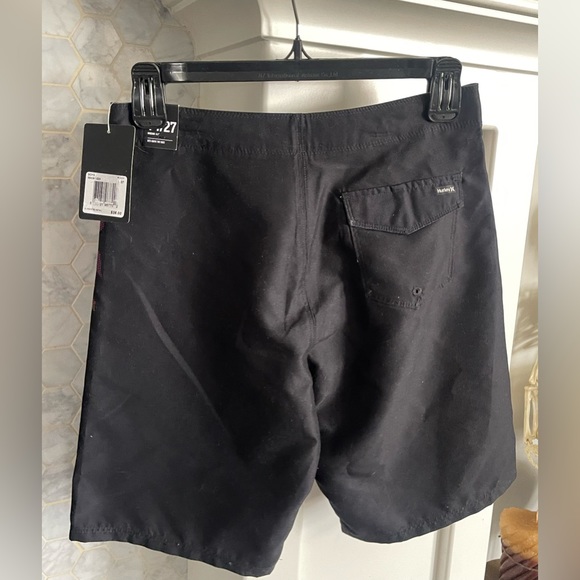 Brand New Hurley Board Shorts - Picture 2 of 2